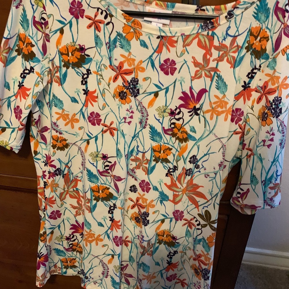 Large Floral GIGI Lularoe